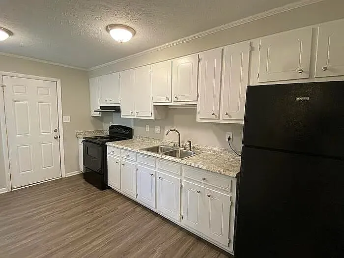 1103 Ivy Road, 28303; #49599 - 49599 — Photo 4