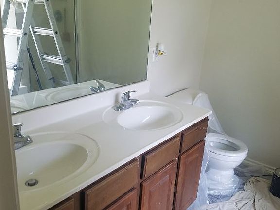 5th image of 3825 Las Bahias Dr
