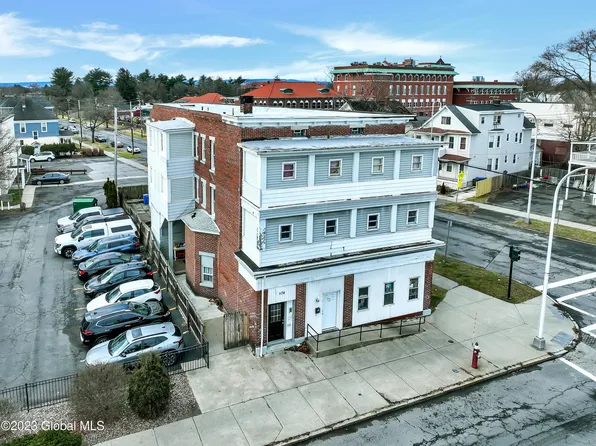 574 Central Avenue, Albany, NY 12206