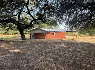 1630 W Cedar St, Stephenville, TX 76401