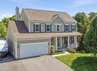 561 Chickamauga Dr, Harpers Ferry, WV 25425