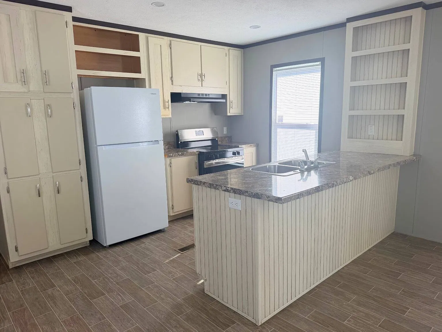 5700 Bell Rd — Photo 2