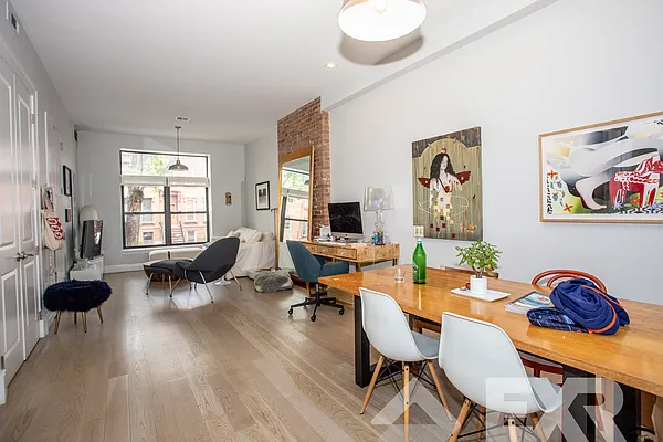 Rented by EXR | media 3