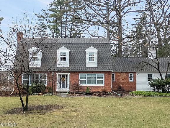 2nd image of 757 N Gulley Rd