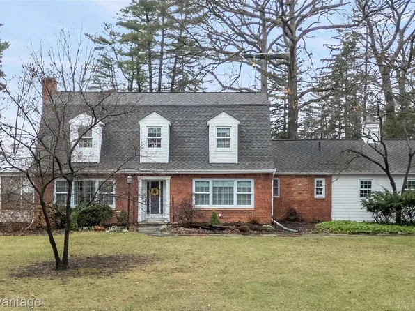757 N Gulley Rd, Dearborn Heights, MI 48127