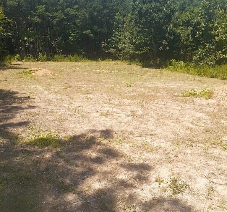 1st image of 115 Miles Oak Ln