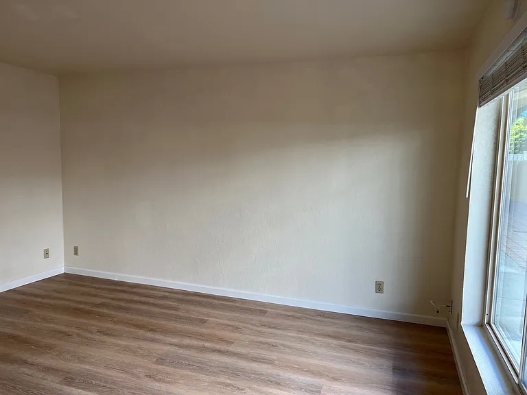 1141 E Foothill Blvd #1 — Photo 26