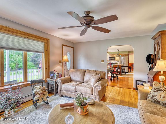 4th image of 611 Saint Johns Rd