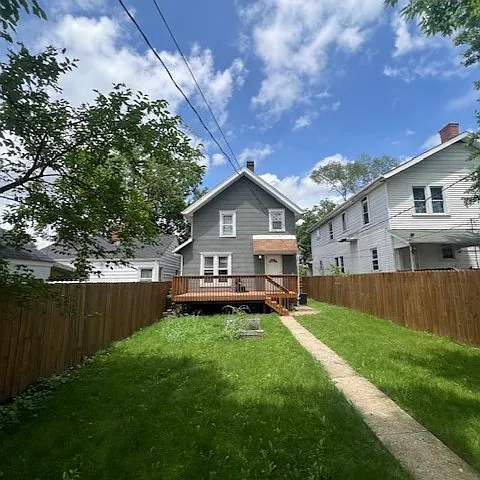 623 E Markison Ave — Photo 14