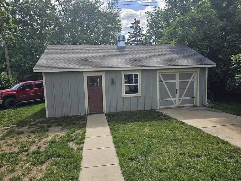 1816 Alabama St — Photo 2