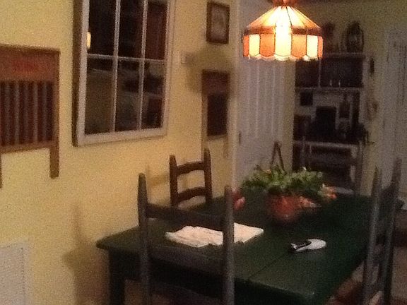 3rd image of 409 La Siesta Dr