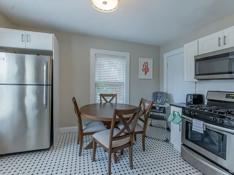 20-22 Lafayette Rd #2 — Photo 21