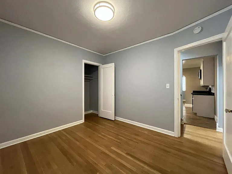 13208 NE Glisan St — Photo 27