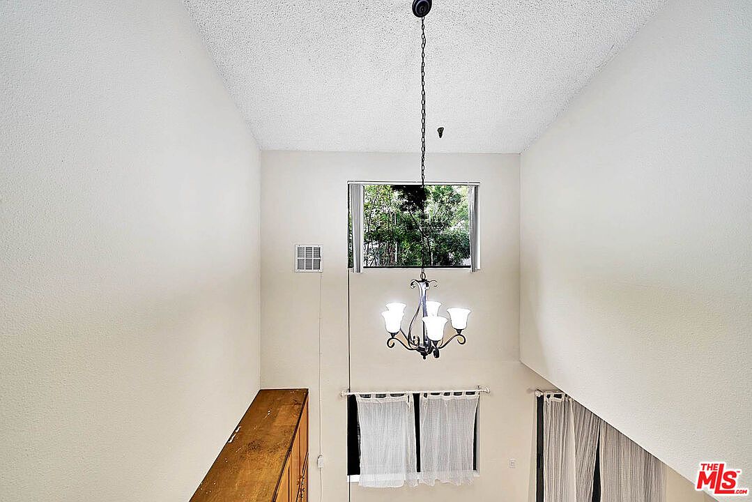 961 S Manhattan Pl APT 3, Los Angeles, CA 90019 Zillow