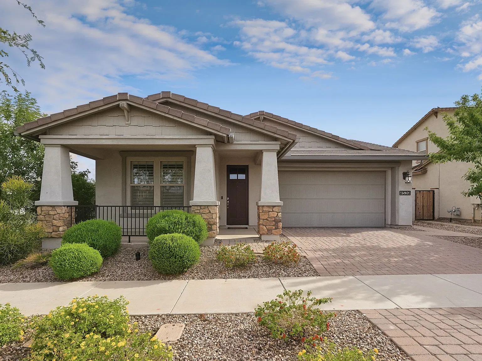 4 bed, 2233 sqft, $3,000 — Photo 1
