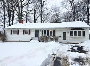 707 Wilbain Dr W, Utica, NY 13502