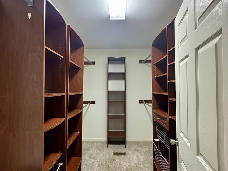 200 Horseshoe Dr — Photo 22