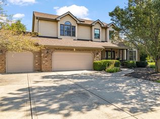 22443 Woodland Ln, Frankfort, IL 60423