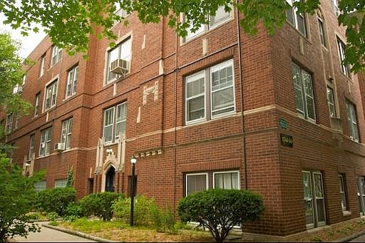 1st image of 1746 W Granville Ave APT 1A