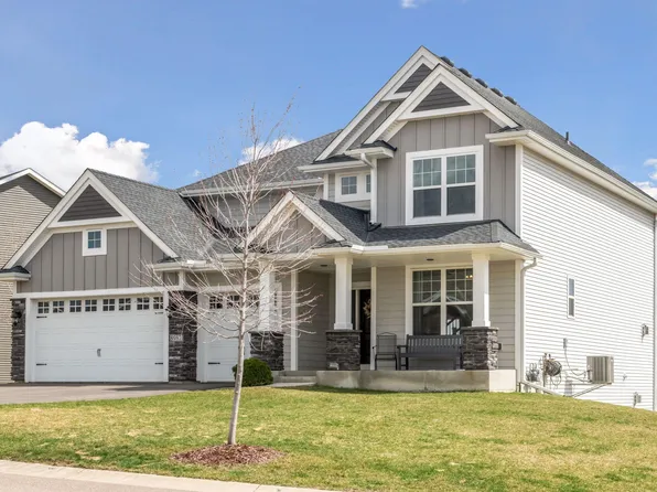 8987 Lakeside Dr, Victoria, MN 55386