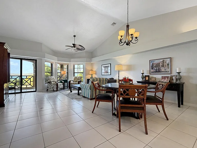 522 Coakley Bay Est #EB — Photo 12