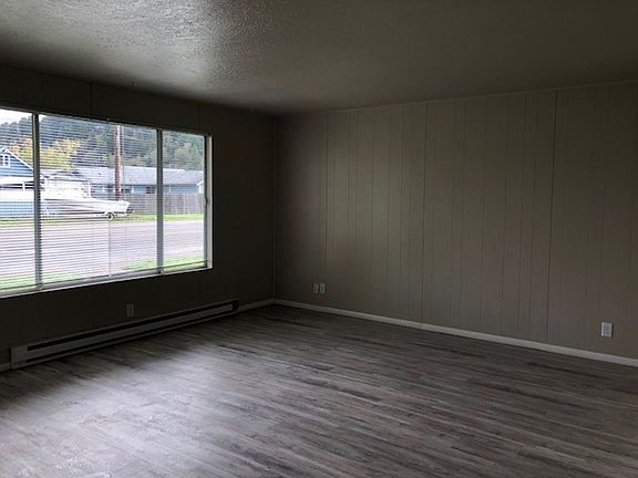 4th image of 260-290 N 10th St #270