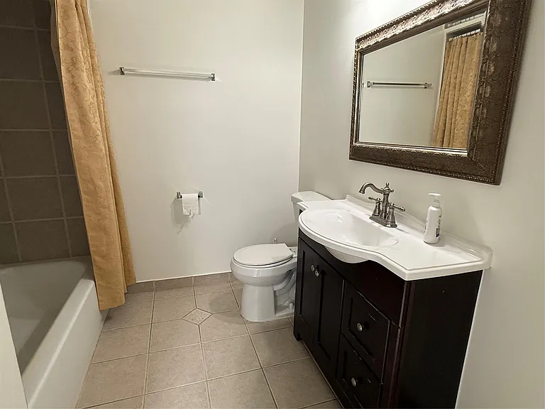 6560 Ridgefield Cir #104 — Photo 16
