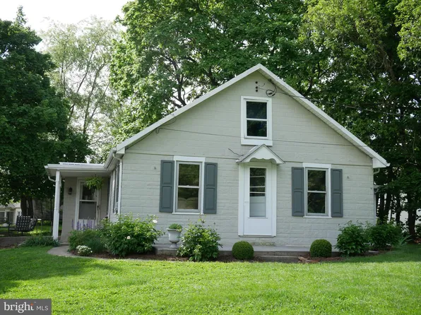 981 Hoffer Rd, Annville, PA 17003