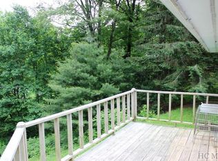 20 Medicine Mtn, Glenville, NC 28736