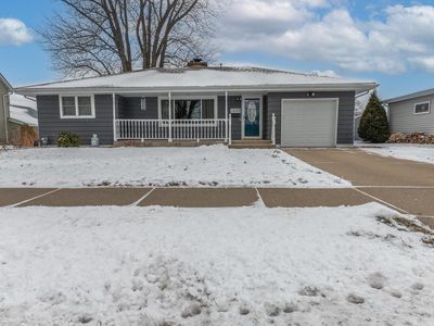 1530 South Oakhill Avenue, Janesville, WI, 53546