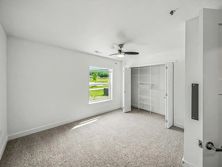Chase Creek Apartment Homes — Photo 30