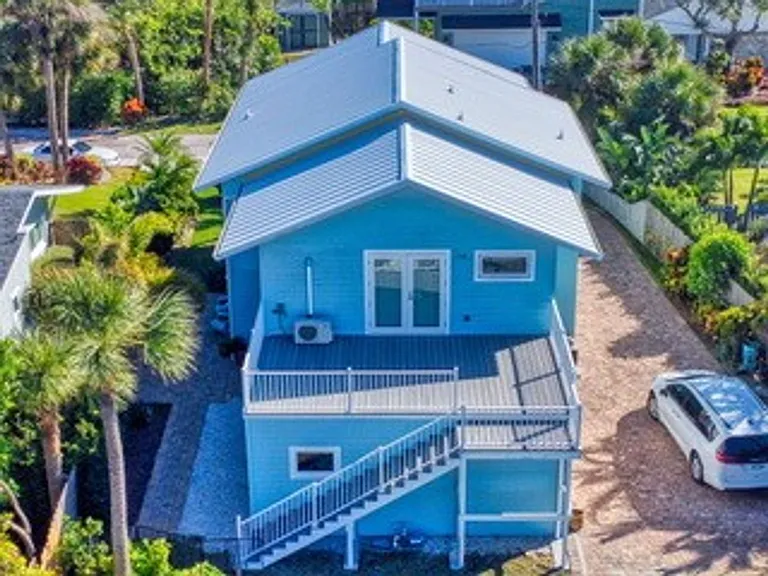 110 Surf St — Photo 39