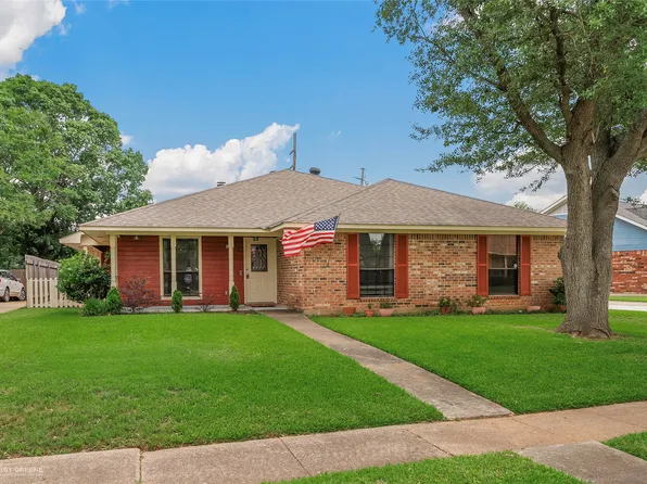 5601 Bayou Dr, Bossier City, LA 71112
