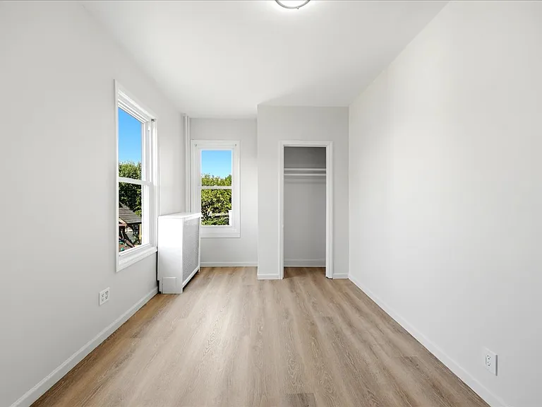 246 Stone Ave #1 — Photo 3