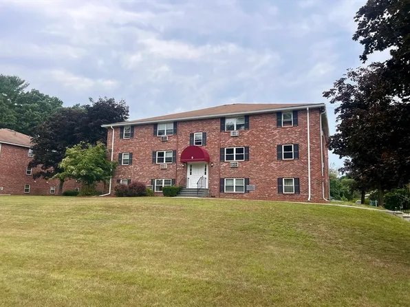 9 Cross St APT 5, North Chelmsford, MA 01863