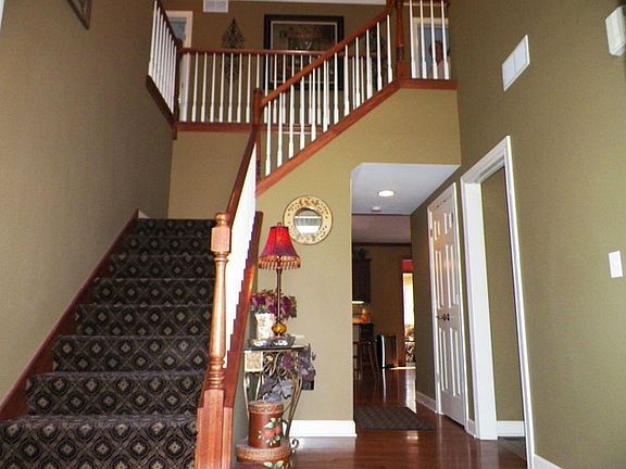 3rd image of 12549 Lily Ln