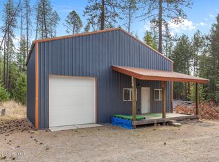 252 Hummingbird Ln, Blanchard, ID 83804
