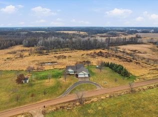 30190 Quandam Ln, Center City, MN 55012