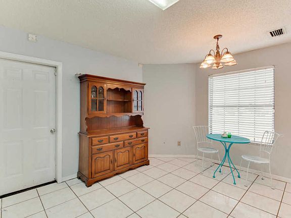 4th image of 2874 Lantana Lakes Dr W