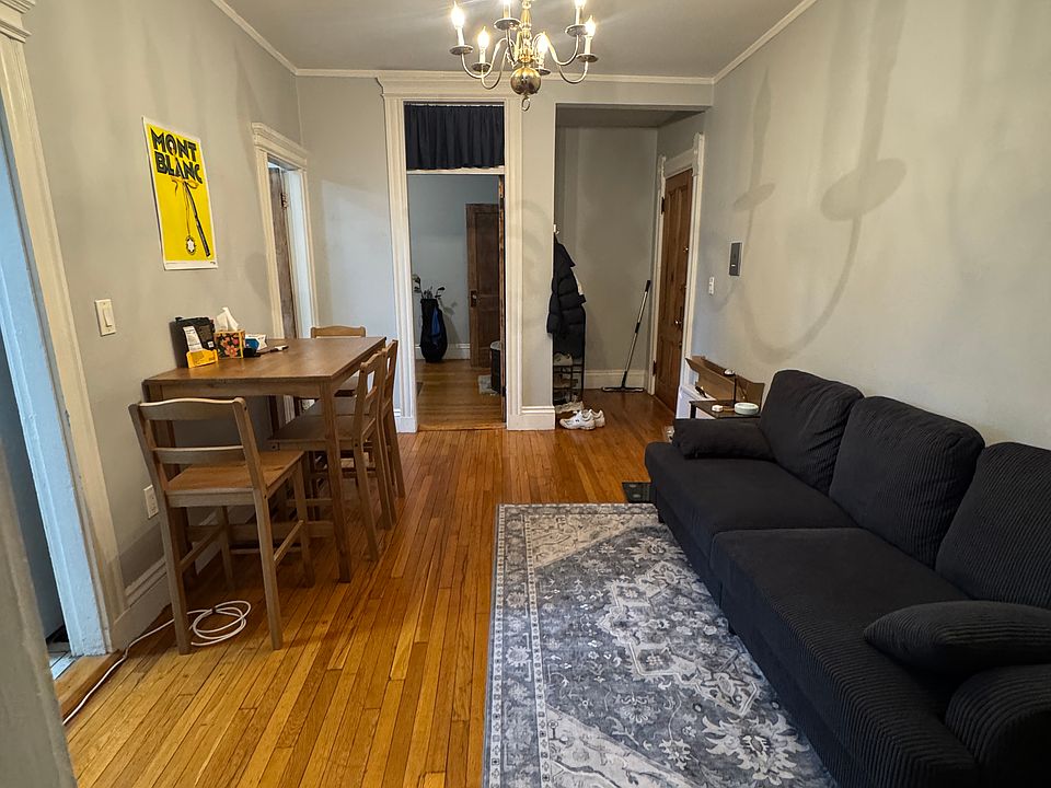 1st image of 328 Newbury St #14