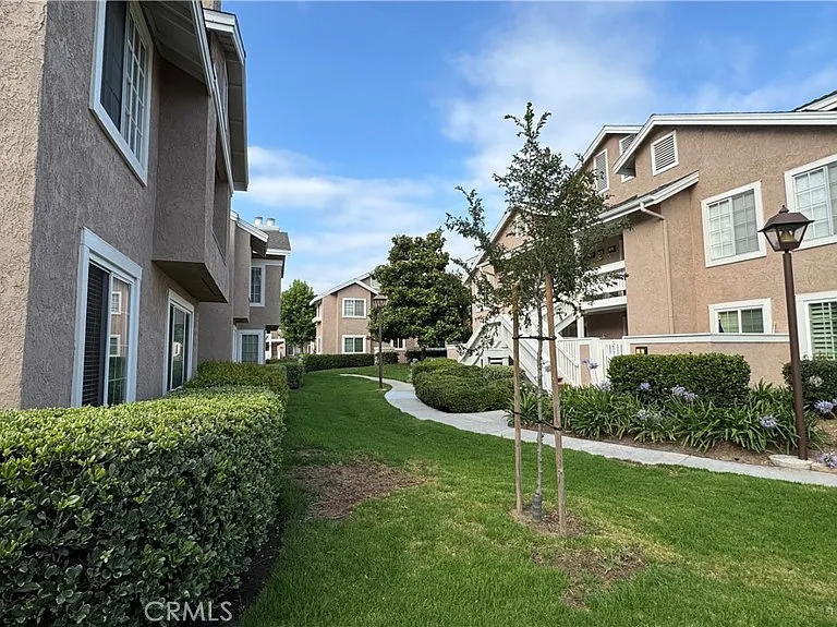 14 Woodleaf — Photo 48