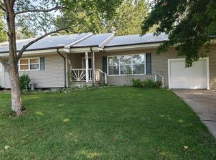 409 Ranchero Pl, Belton, MO 64012