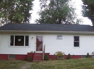 114 S Main St, Loami, IL 62661