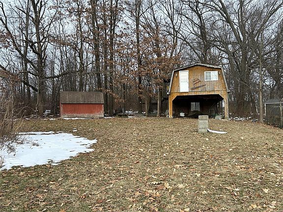 2nd image of 21803 Lynn Ln