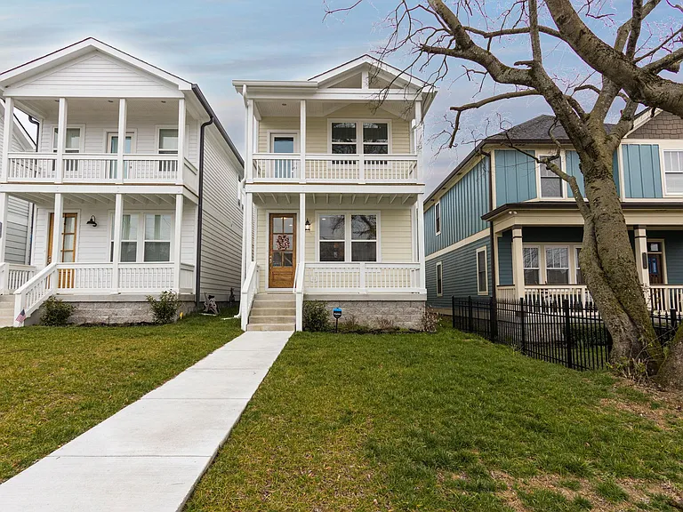 6108 California Ave — Photo 1