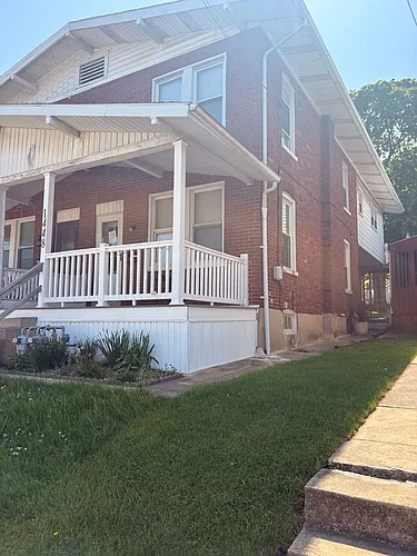 1448 W King St #1 Photo 1