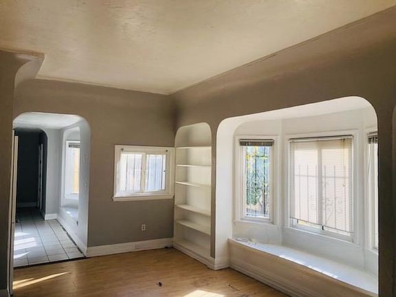 2nd image of 4123 45th St