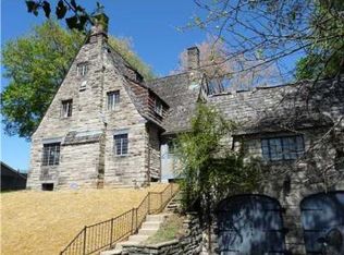 6 Grosscup Rd, Charleston, WV 25314