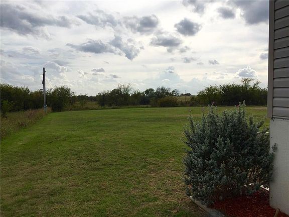 3rd image of 1631 Stony Valley Dr