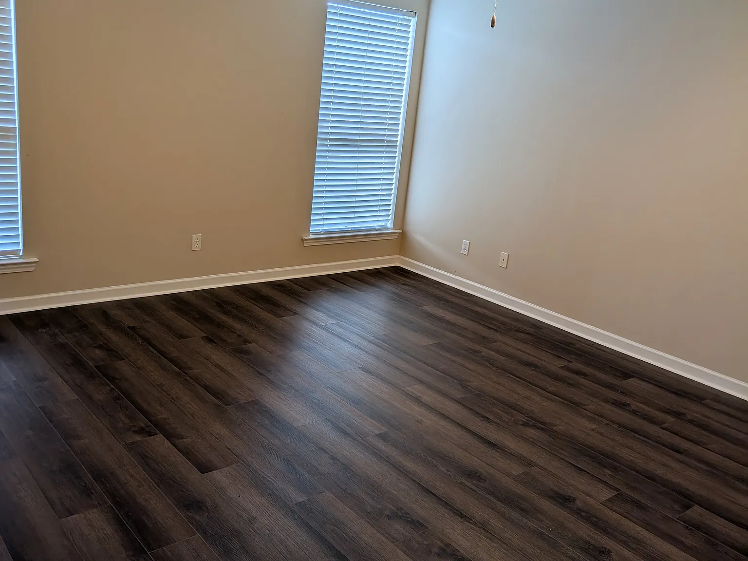 3 bed, 1695 sqft, $2,049 — Photo 3